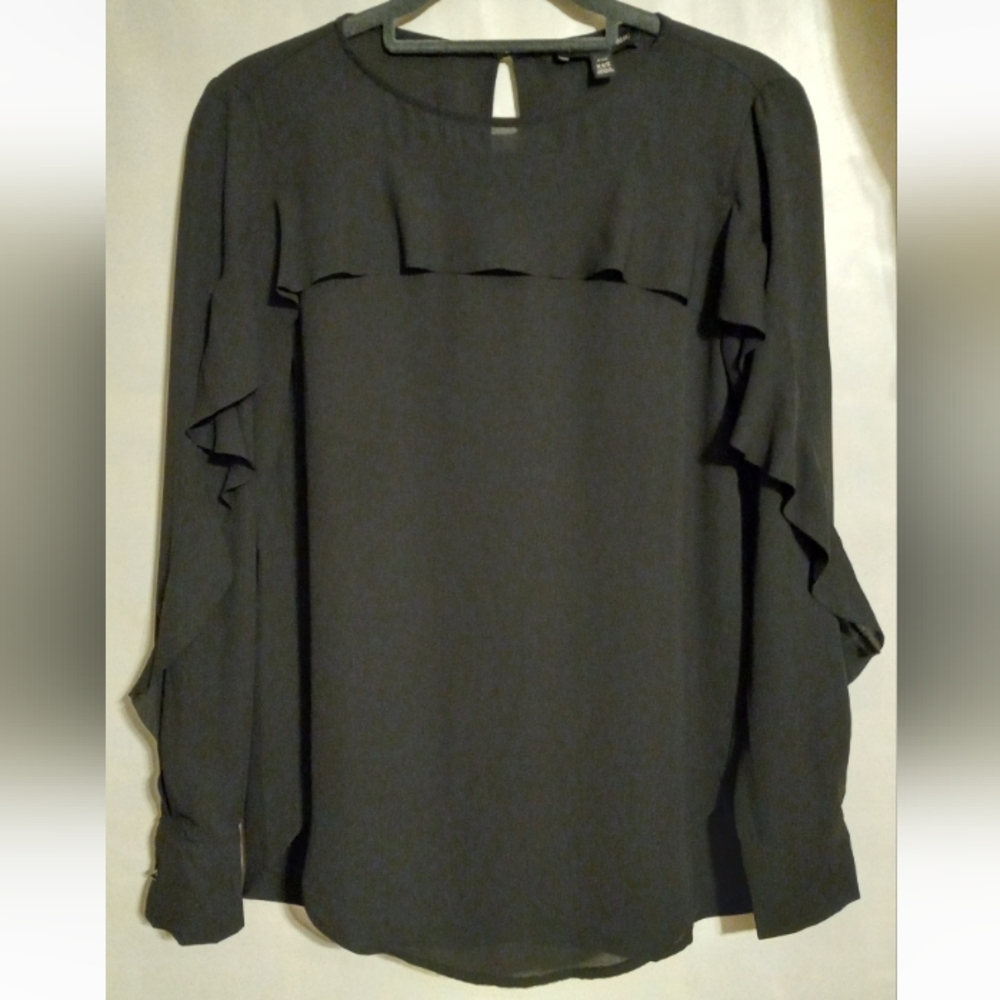 Long sleeve Ruffle Front Top - Picture 2 of 11